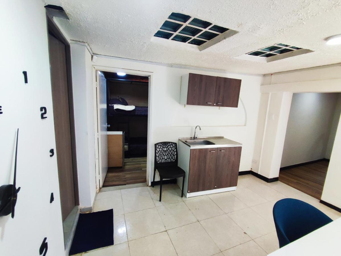 Baruch Capsula Hotel Bogotá Exterior foto